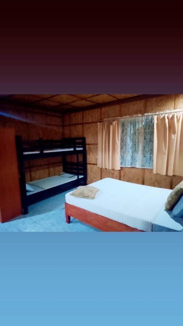 Holiday home Seabreeze Beachfront And New Management