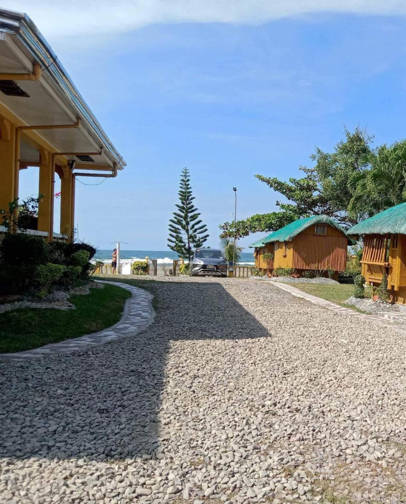 Seabreeze Beachfront And New Management * San Juan (La Union)