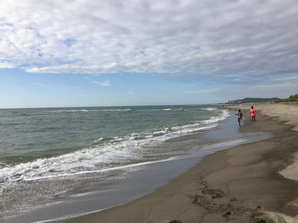 Holiday home Seabreeze Beachfront And New Management *